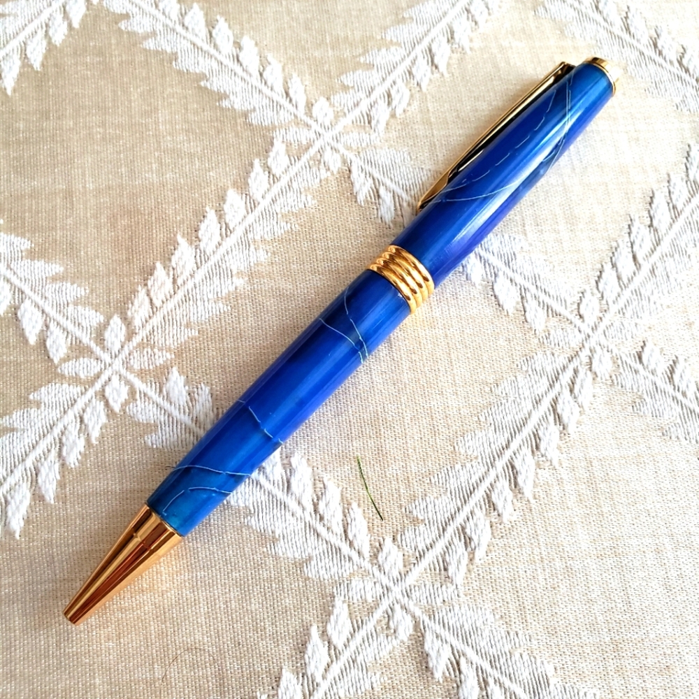 Hand-made Writing pen.